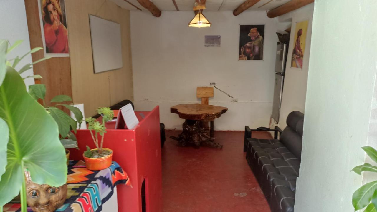 Los Apus Ollantaytambo Bagian luar foto